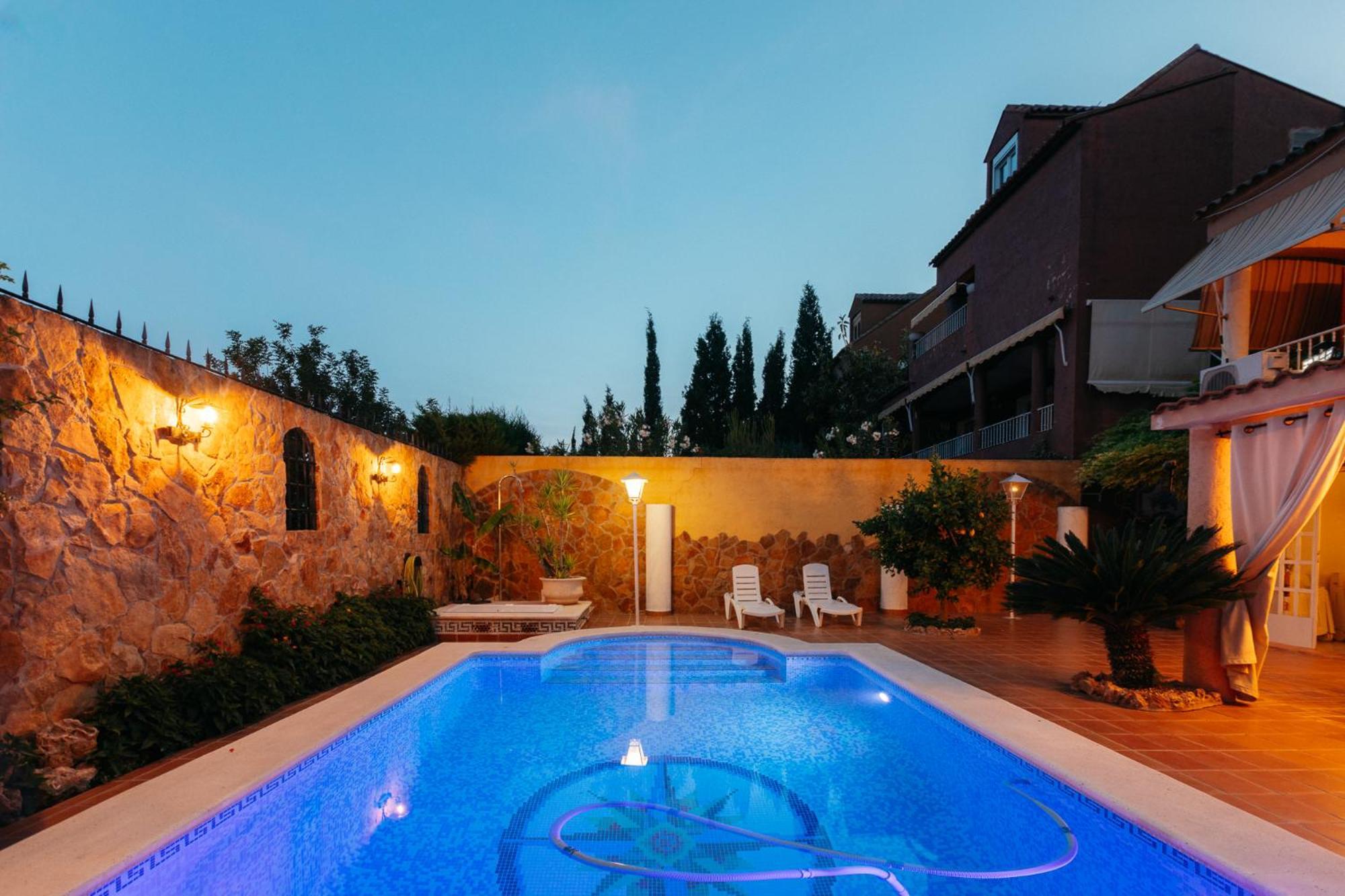 Chalet, Villa Rodeada De Naturaleza Piscina A Doce Klm De Valencia Y 7 Del Aeropuerto Eksteriør billede