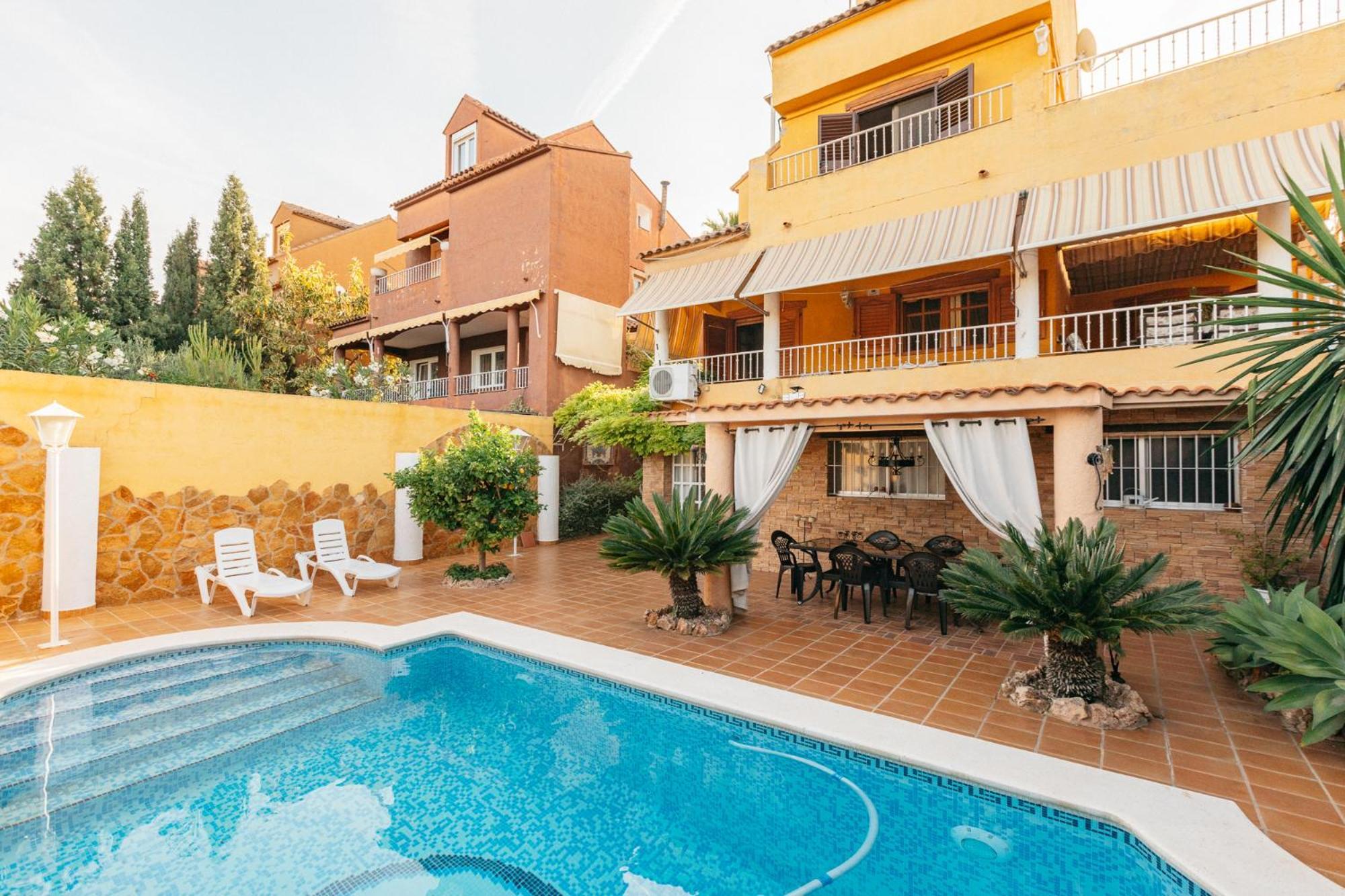 Chalet, Villa Rodeada De Naturaleza Piscina A Doce Klm De Valencia Y 7 Del Aeropuerto Eksteriør billede